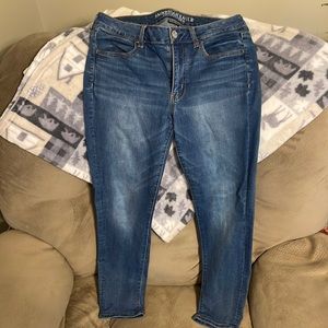 American Eagle Super Stretch Jegging | Size 12 | Smoke Free Home | Odor Free